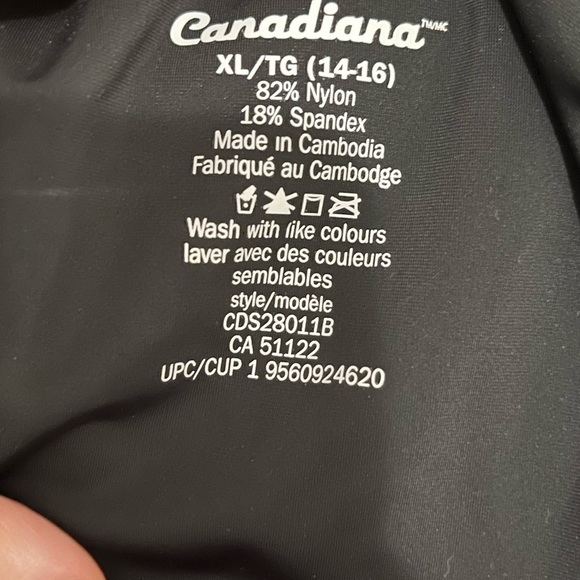 black and red swim shirt - Picture 2 of 3